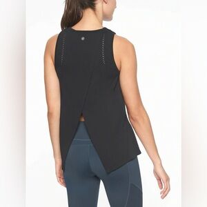 ATHLETA - FOOTHILL CREWNECK SPLIT-BACK TOP. Black. Small